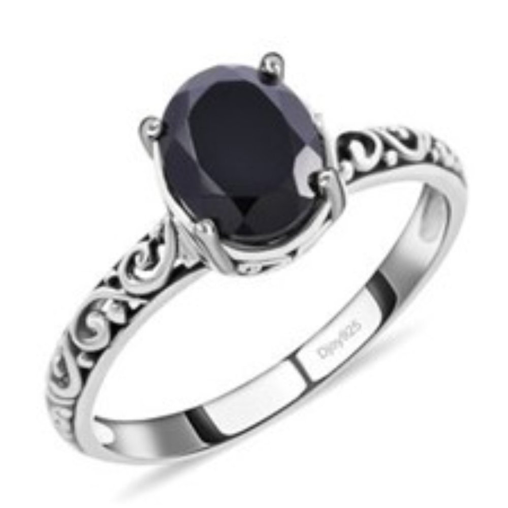 Women's Ring Size 5 NWOT